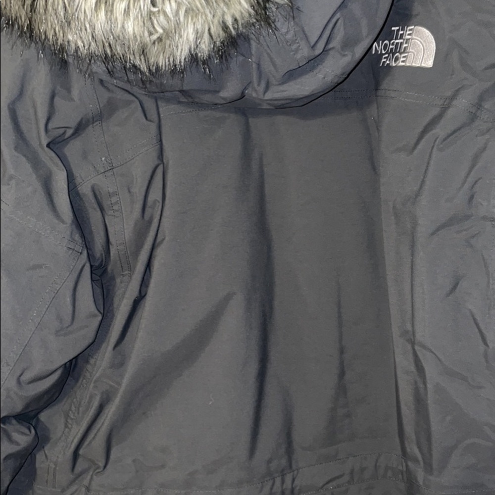 Sought after men’s McMurdo parka Northface